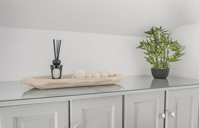 Coach House - Photo 6