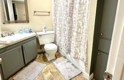 Spring Getaway 5 minutes from Hospitals - Foto 15