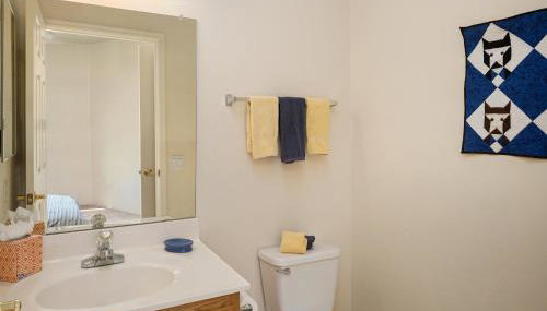 Refreshing Sedona Sanctuary with Pool and Hot Tub for Family - Foto 5