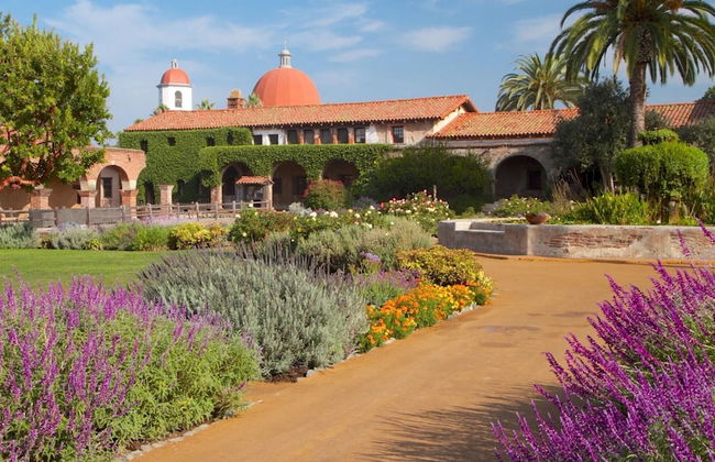 @marbella Lane - Stylish Dream Home in RMV w/ Pool - Photo 60