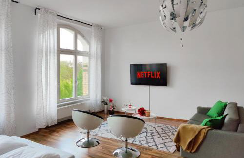 Lokal, luftig - Loft mit Heimkino & Parkplatz in Uni- und Kliniknähe - Foto 10