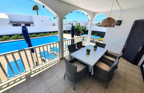 Villa Alberto Private Heated Pool, Jacuzzi, Sea Views - Foto 8