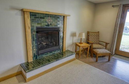 Huge Home w Studio Apt-Mountain Views-Hot Tub-Sauna - Foto 36