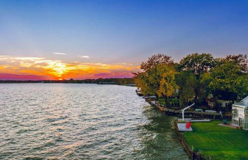 Enjoy Our Lakefront Paradise - Foto 35