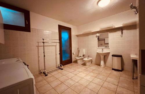 Wow House - Ampia Villa con Piscina e sala giochi - Foto 73