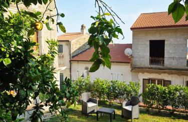 In Pietra con Giardino, WiFi e Aria Condizionata - Monolocale Nonno Puccio - Cilento - Foto 1