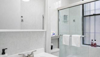 Elegant 3 Bedroom Unit Near Chinatown - Foto 4