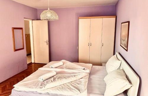 Spacious Stone Villa with Sea Views - Foto 22