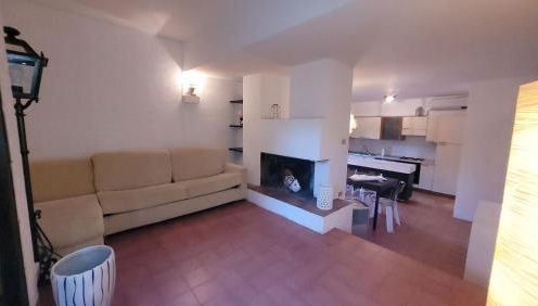 Rubino a soli 150m dal mare con posto auto - Foto 1