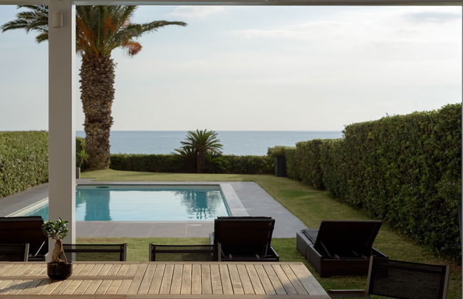 Luxurious Beachfront Villa Maira - Foto 35