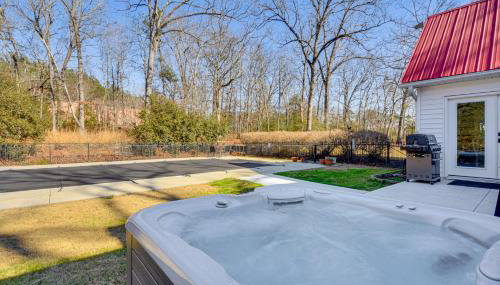 Historic Farmhouse with Modern Amenities and Hot Tub - Foto 2