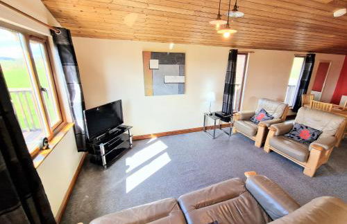 Lomond 4 with Private Hot Tub - Fife - Loch Leven - Lomond Hills - Photo 15