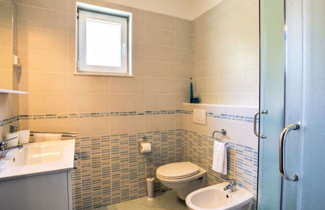 Wonderful Brsec Apartments With Sea View and Shared Pool - Foto 13