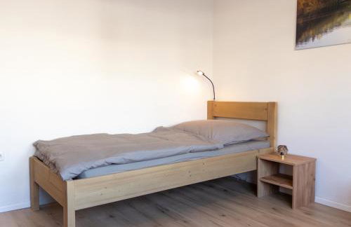 Franzi am Bahnhof - Foto 15