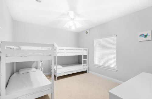 Enclave 202a 2 Bedroom Condo by RedAwning - Foto 77