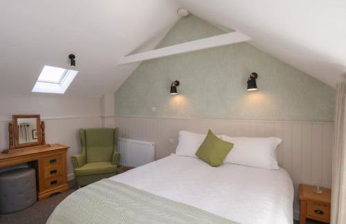 A Stones Throw - Foto 23