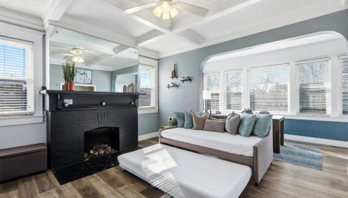 Charming Historic Foursquare Home 4BR Backyard - Foto 2