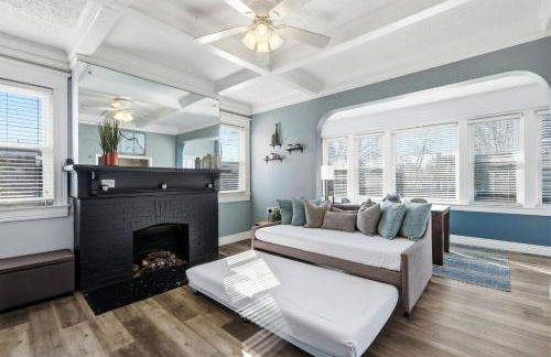 Charming Historic Foursquare Home 4BR Backyard - Foto 2