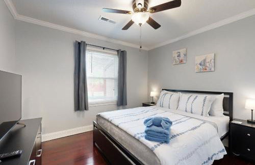 Bring Your Pup! Goose Creek Home with Private Pool - Foto 12