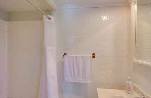 Lakeside Spofford Retreat Near Hiking and Boating! - Foto 18