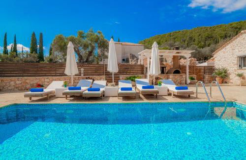 Villa Daniela - Private Pool and Serene Location, by ZanteWize - Foto 45