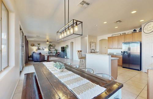 Hot Tub and Game Room Poolside Paradise in Phoenix! - Foto 6