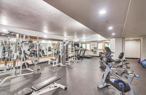 Ski-InandSki-Out Winter Park Condo with Mountain Views - Foto 27