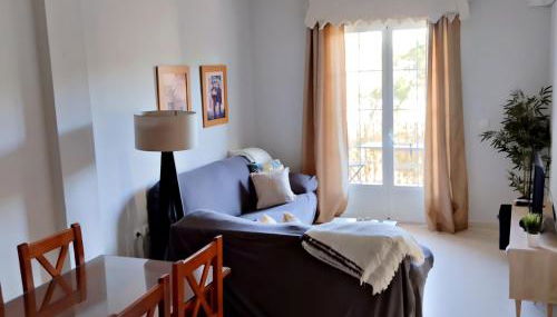 Apartamento de 3 habitaciones espacioso, muy tranquilo y cerca del mar - Foto 2