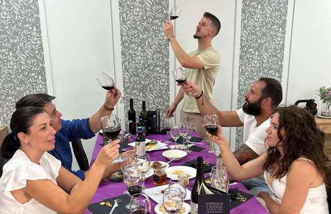 Wine Tasting in Villacarrillo - Foto 1