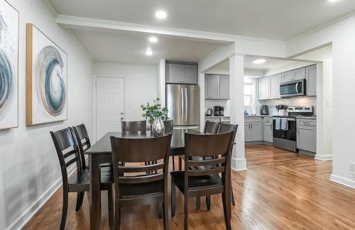 4 Bedroom Plaza Charmer Pet Friendly - Photo 11