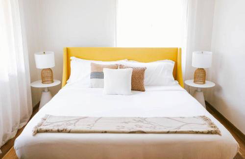 Vibrant Forest Retreat - Game Room, Spa, Fire Pit - Sleeps10 - Foto 3