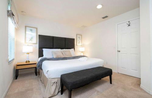 Spectacular House with 3BR - Private Pool, BBQ - Minutes from Disney! - Foto 10