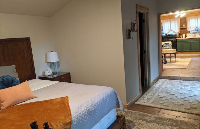 Loblolly Pines Adventure Camp -Camphouse - Foto 5