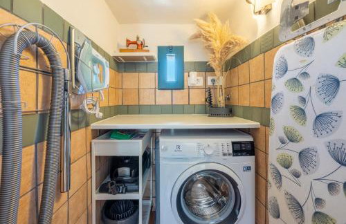 Villa Cocoon - Vacation Home with Heated Pool & Garden - Foto 45