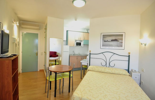 Hotel Apartamentos Aralso Sotillo - Foto 9