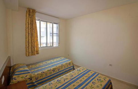 Apartamento con terraza y piscina - Marcomar Albert Villas - Photo 14