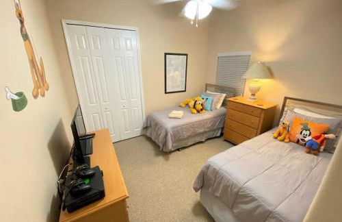 Luxury South Facing Pool Hot Tub Pool Table Air Hockey Gym BBQ 2 Miles to Disney - Foto 34