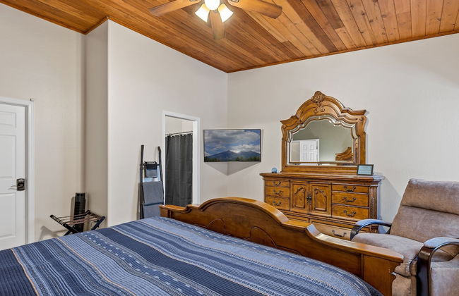 Spacious A-frame Pines Cabin 12 Beds Loft Game Room - Foto 39