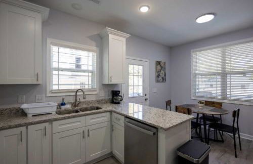 2 Min to Downtown - 9 to Elon - Fast Wi-Fi - Foto 12