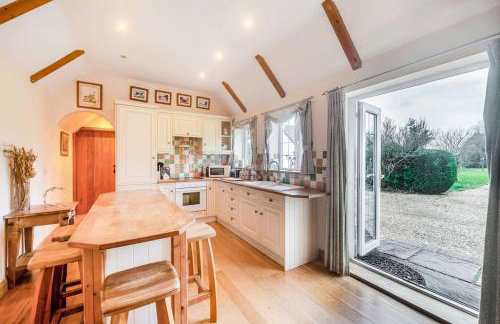 Country House - Pool Jacuzzi - Perfect for Celebrations, Work People - Foto 9