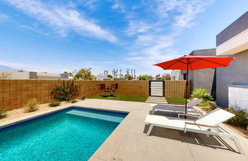 Stunning Modern Home with Mountain Views and Private Pool, Spa and Grill Dog ok - Foto 27