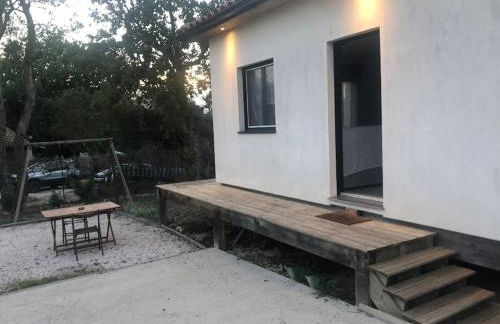 Charment logement avec parking et jardin privatif - Foto 1