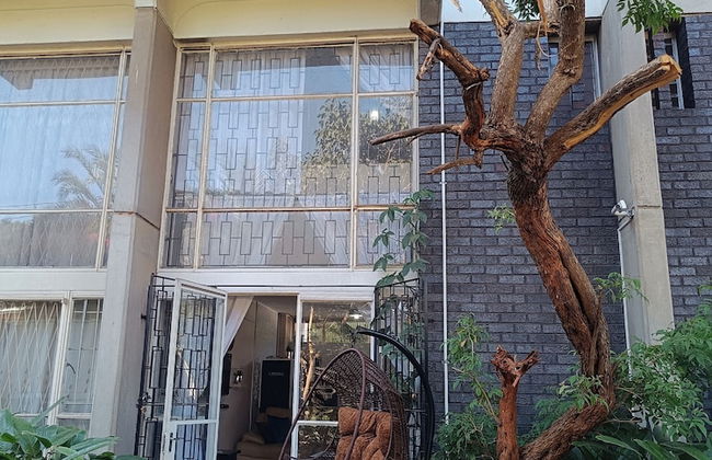 Best Location 1-bed Apartment in Harare - Foto 15