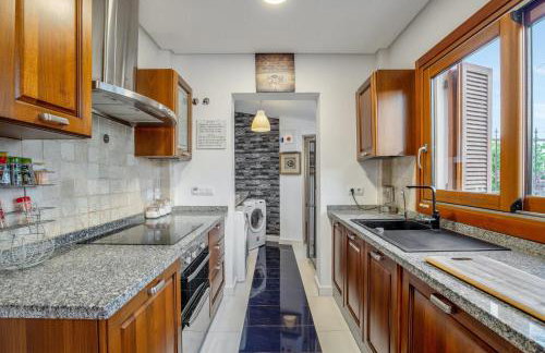 Luxurious Villa in Baños y Mendigo, Spain - Perfect for Families and Groups - Foto 30