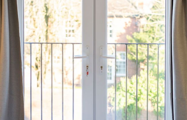 Central Flats in Cardiff with Parking - Foto 10