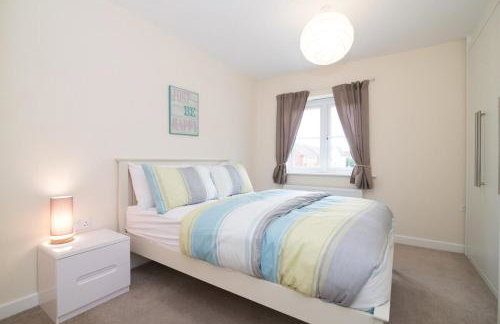Lovely Two Bed detached house with Parking - Foto 2
