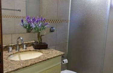 Casa em penedo com cachoeira - Photo 30