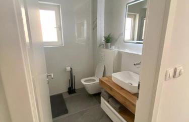 Marina Bay - Exclusive Apartment with Private Pool and Adriatic Sea View - Foto 9