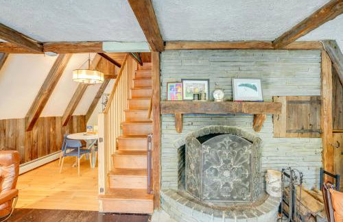 A-Frame Cabin with Furnished Deck in Becket! - Foto 7