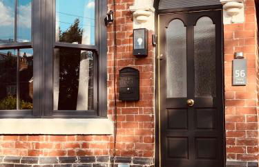 Spacious 5 Bedroom Home in Central Kidderminster with Private Parking and Electric Vehicle Facilities, Easy Access to Birmingham and Nearby Towns - Foto 66